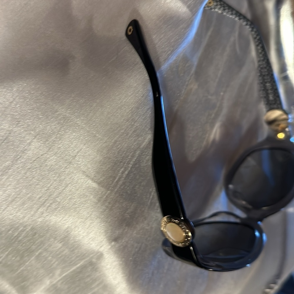 COPY - Coach Sunglasses - See pics for details/measurement.  Lenses are scratch… - Picture 5 of 14